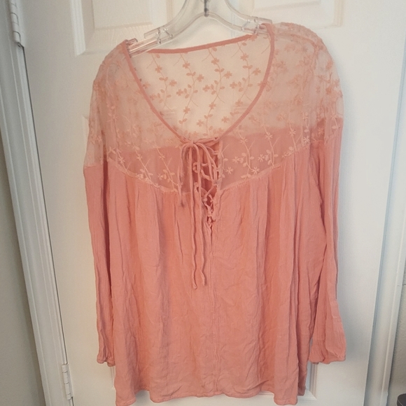 no Name brand Tops - Laces Flower Blouse Long Sleeve Top Color Pink  Size XL Used